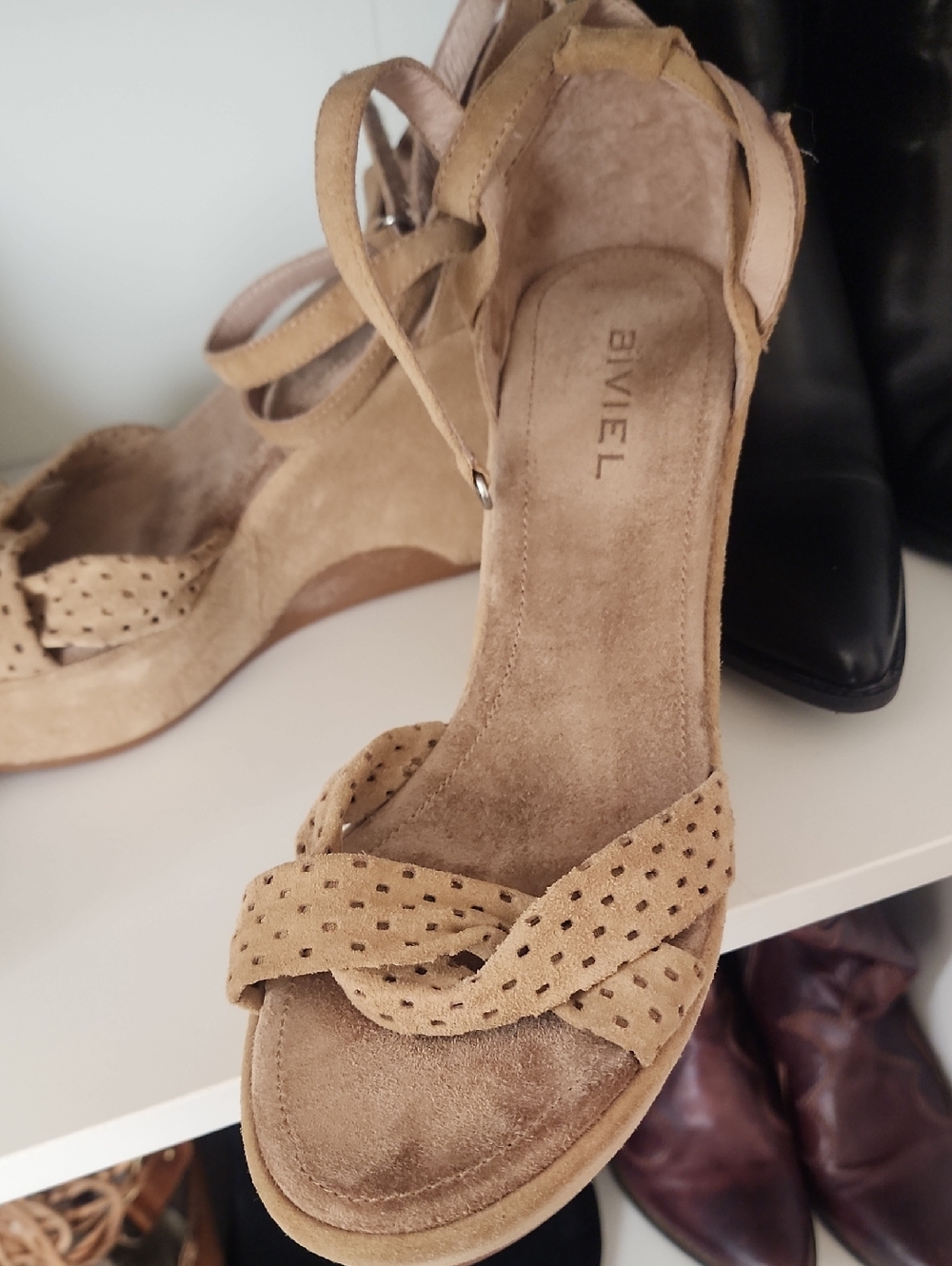 Women's Tan Suede Wedge Sandals
